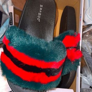 Bamboo Slides size 10